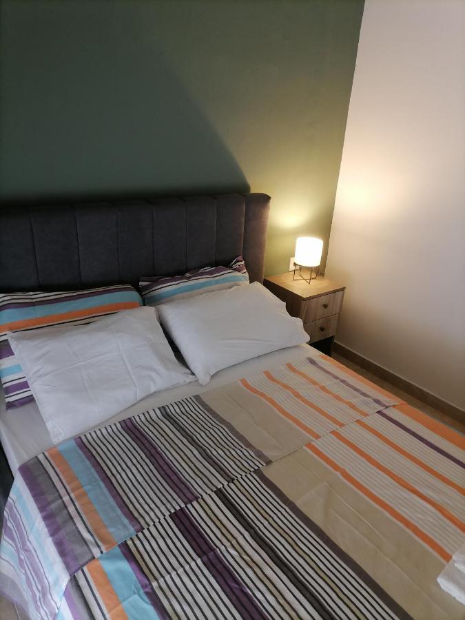 New-B Apartment Ierápetra Eksteriør billede